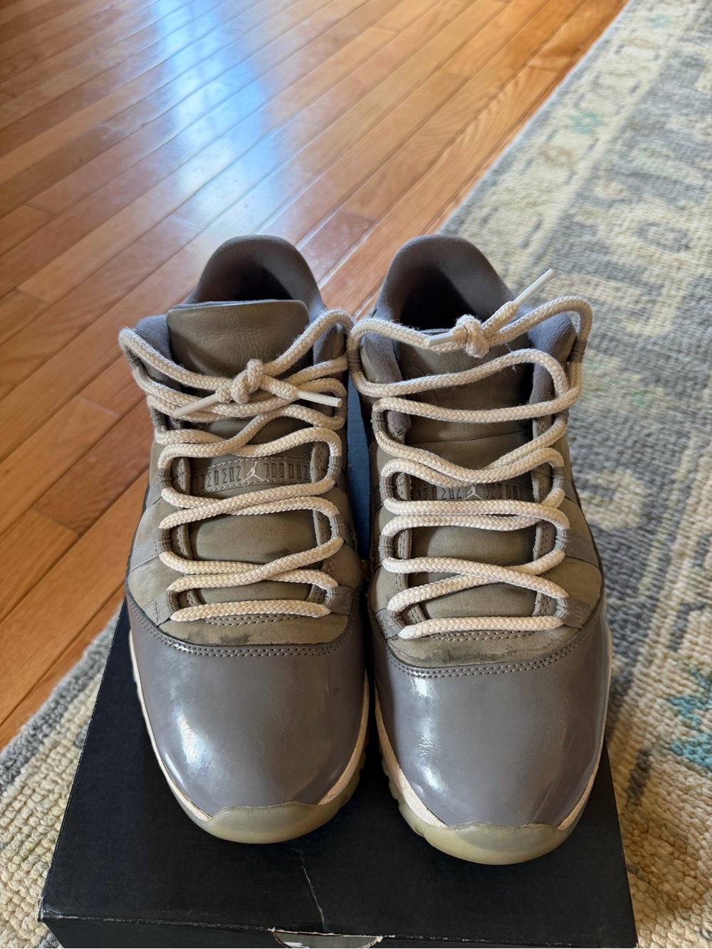 Jordan 11 Low Cool Grey